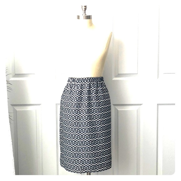 Ann Taylor LOFT Black & White Pencil Skirt Size XL - Picture 1 of 5